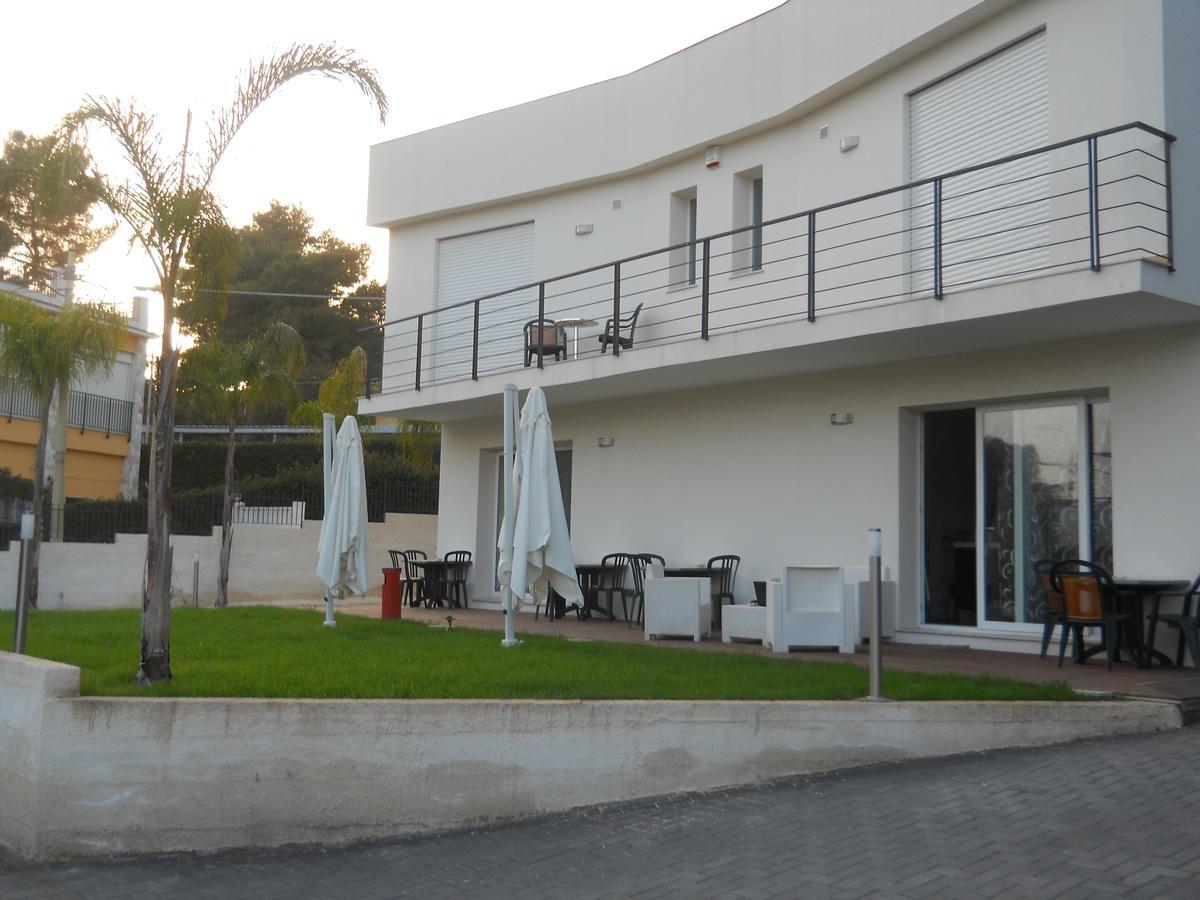 White Beach Beb Фонтане Бианче Екстериор снимка