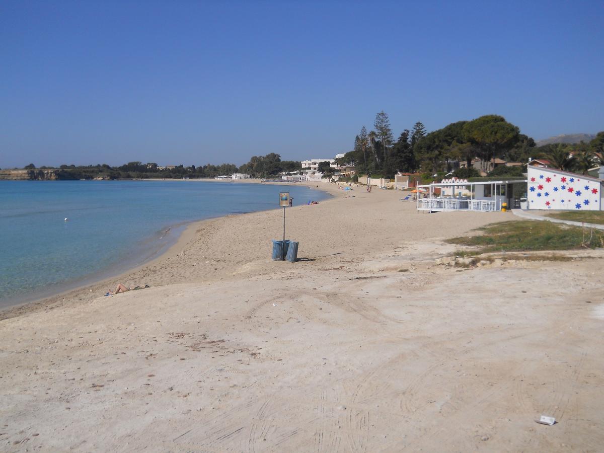 White Beach Beb Фонтане Бианче Екстериор снимка